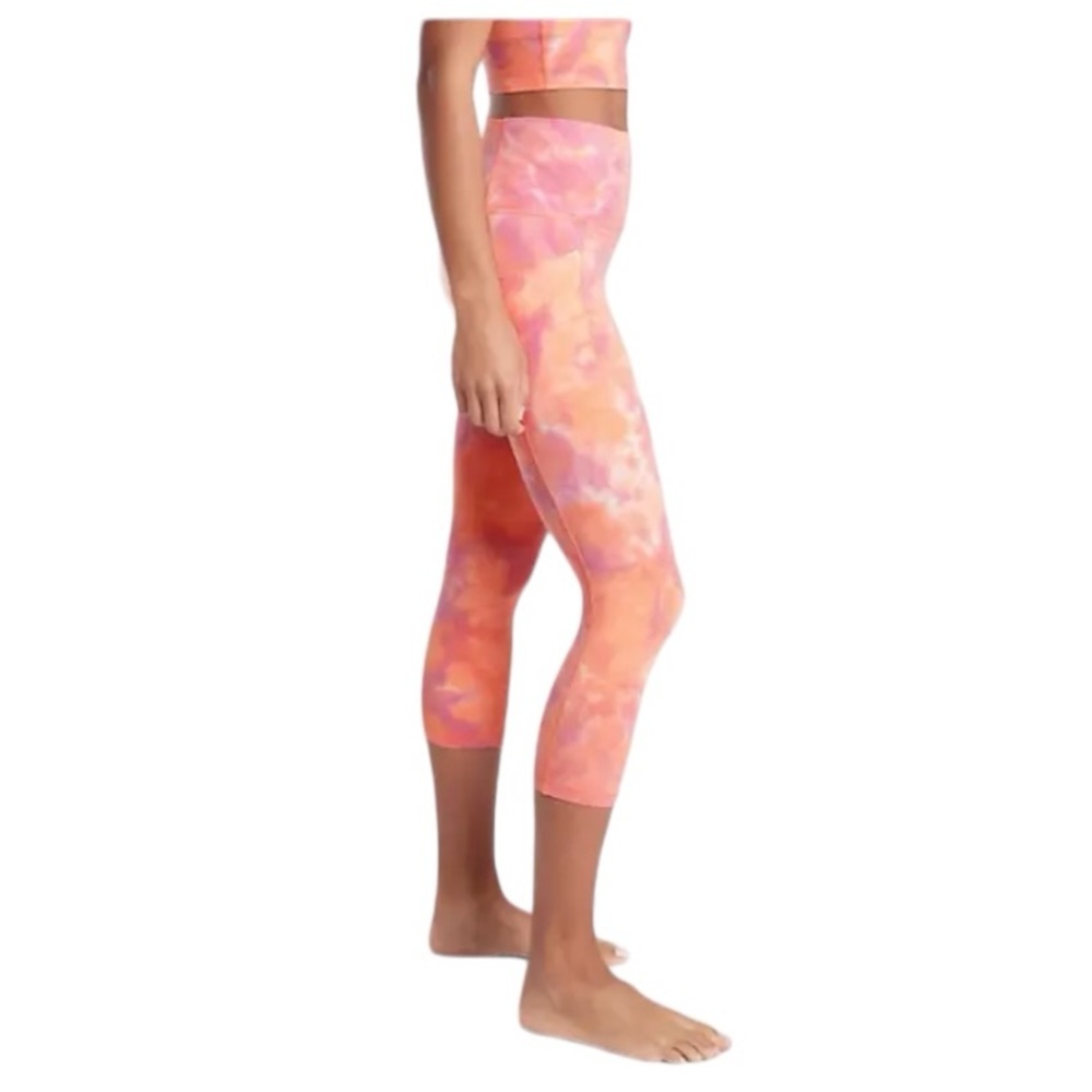 Athleta Salutation Stash Pocket II Capri Leggings Yoga Casual Athletic Size XS
